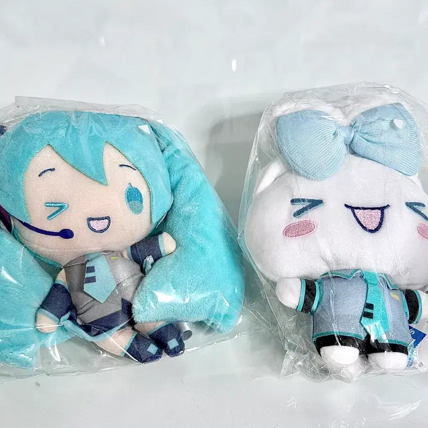[BUNJANG] Hatsune Miku x Cinnamoroll Collaboration Plush Set / 하츠네 미쿠 시나모롤 콜라보 인형 세가 산리오 프세카