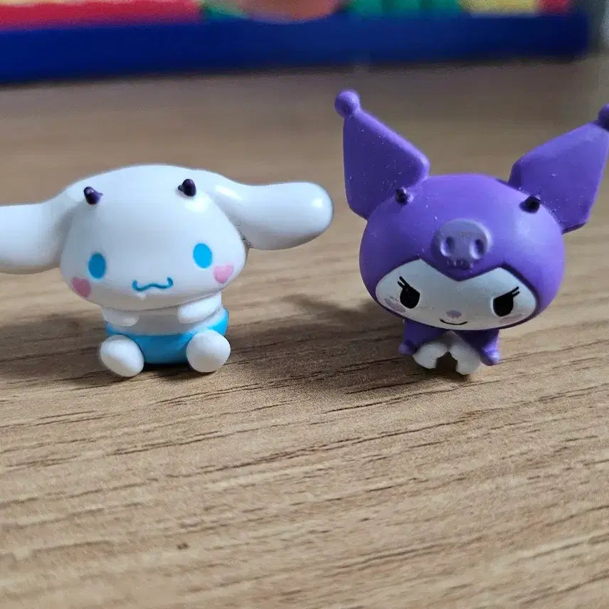 [BUNJANG] Sanrio Little Devil Gacha Cable Accessory Set Cinnamoroll Kuromi (2 Types) / 산리오 소악마 가챠 케이블 악세서리 시나모롤 쿠로미 2종 세트