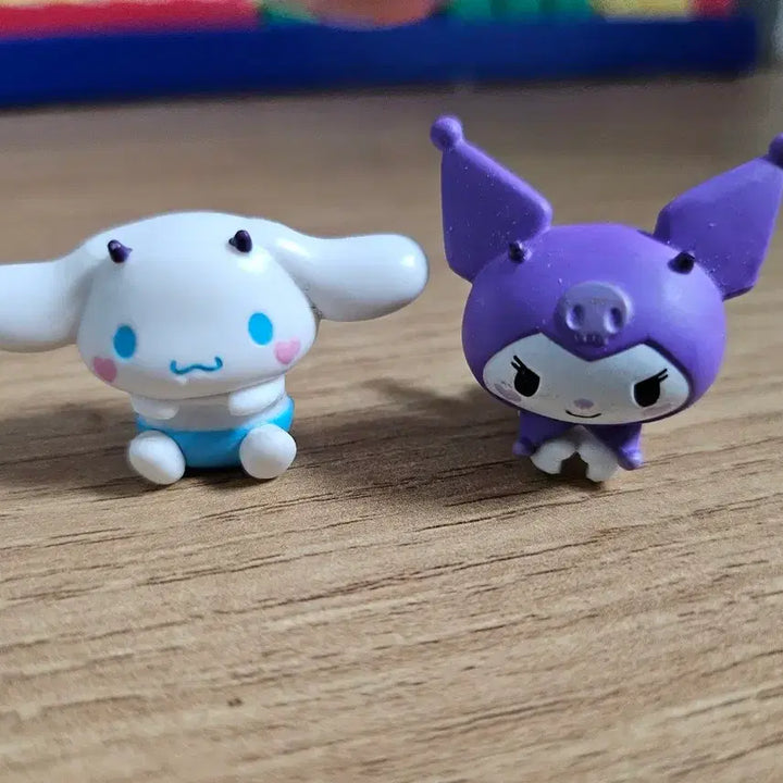 [BUNJANG] Sanrio Little Devil Gacha Cable Accessory Set Cinnamoroll Kuromi (2 Types) / 산리오 소악마 가챠 케이블 악세서리 시나모롤 쿠로미 2종 세트