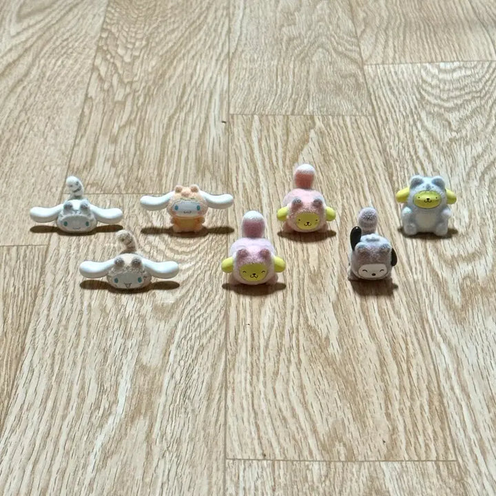 [BUNJANG] Sanrio Characters Forest Animals Pompompurin Pochacco Cinnamoroll Fluffy Mini Figures / 산리오 캐릭터즈 숲속 동물 친구들 폼폼푸린 포차코 시나모롤 플로키 미니