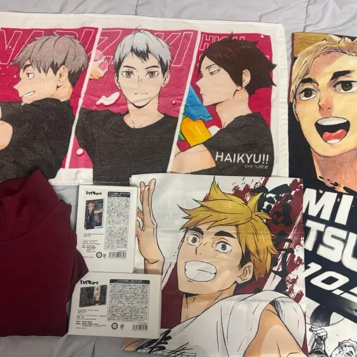 [BUNJANG] Haikyuu!! Atsumu Miya Acrylic Stands, Towels, and More Merchandise Bundle / 탈덕) 하이큐 아츠무 굿즈 대량 처분