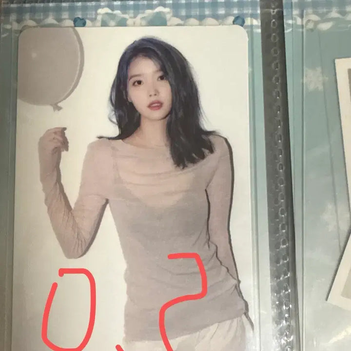 [BUNJANG] IU Concert The Winning Love Poem Ggot-gapi Special Golden Hair POB Photocard / 아이유 포카 콘서트 더 위닝 러브포엠 꽃갈피 스페셜 금발 특전