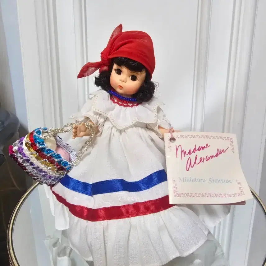 [BUNJANG] Madame Alexander Dominican Republic Doll / 마담알렉산더 도미니카 공화국