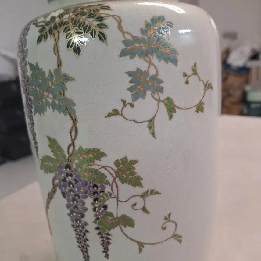 [BUNJANG] Japanese Porcelain Wisteria Vase / 일본도자기