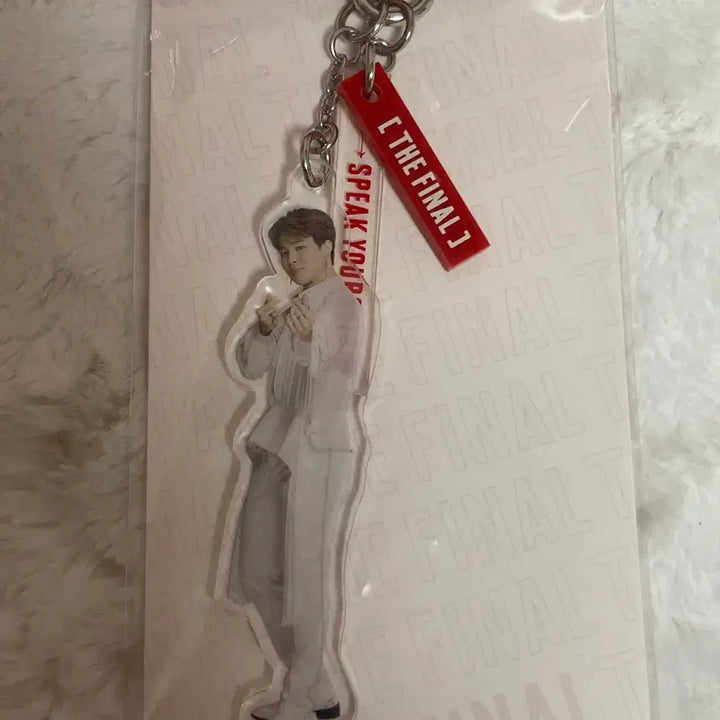 [BUNJANG] BTS Jimin Speak Yourself Final Acrylic Keyring / 방탄소년단 지민 럽셀 스픽콘 파이널 아크릴 키링 bts 미개봉 굿즈