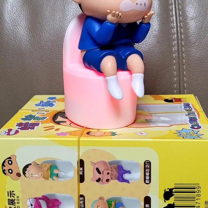 [BUNJANG] Crayon Shin-chan Shin-chan Toilet Figure Lamp (New) / 크레용 신짱 짱구 변기 피규어 램프(새상품)