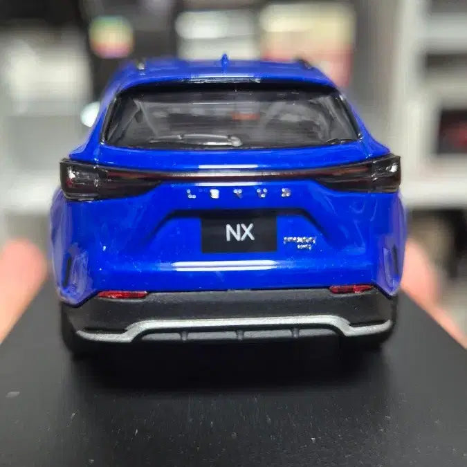 [BUNJANG] Kyosho 1/43 Lexus NX F Sport Blue Diecast Model / 1/43 렉서스 NX F스포츠 블루(교쇼,다이캐스트)