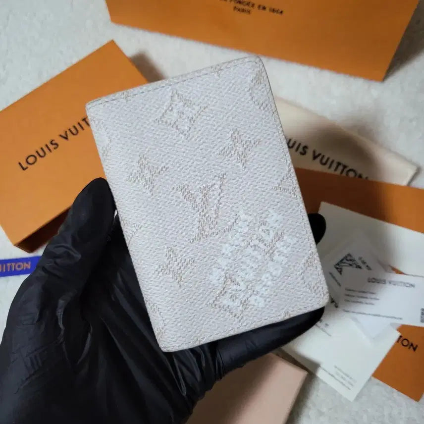 [BUNJANG] Louis Vuitton Monogram Heritage Organizer Card Holder Off-White / [신형/새상품급] 루이비통 헤리티지 오거나이저 카드지갑 오프화이트