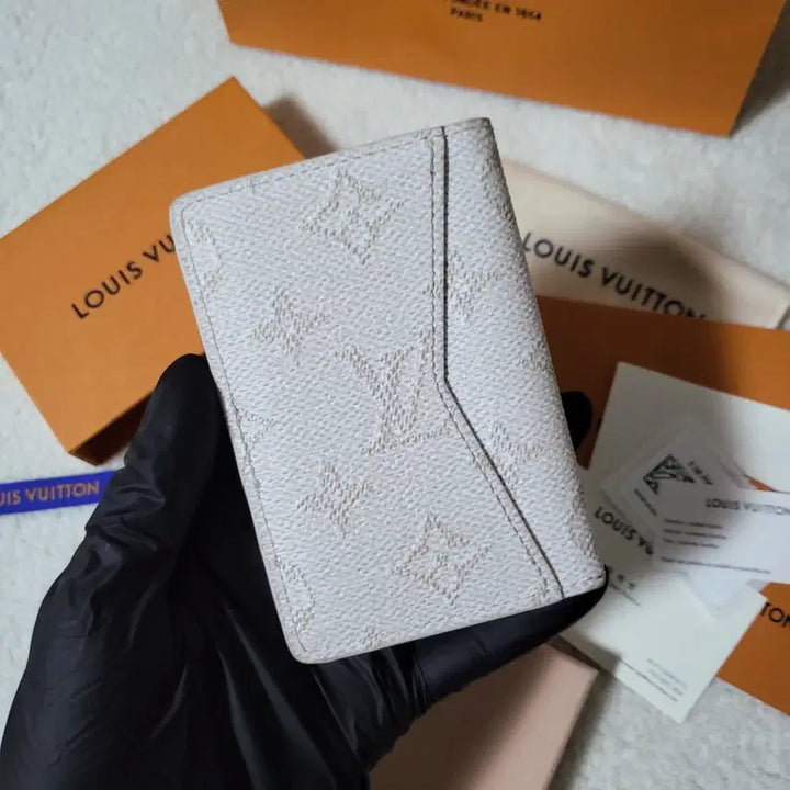 [BUNJANG] Louis Vuitton Monogram Heritage Organizer Card Holder Off-White / [신형/새상품급] 루이비통 헤리티지 오거나이저 카드지갑 오프화이트