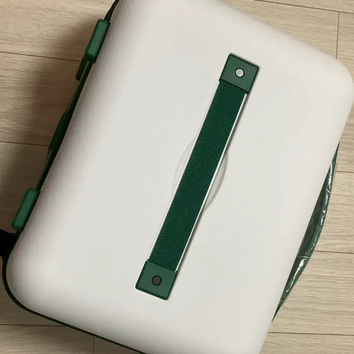 [BUNJANG] Starbucks Ready Bag White with Reusable Tumbler / 스타벅스 레디백 화이트(구매시 리유저블 텀블러 증정)