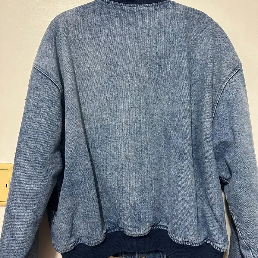 [BUNJANG] Supreme Washed Knockout Denim Varsity Jacket Washed Blue 23SS / 슈프림 워시드 녹아웃 데님 바시티 자켓 워시드 블루 - 23SS