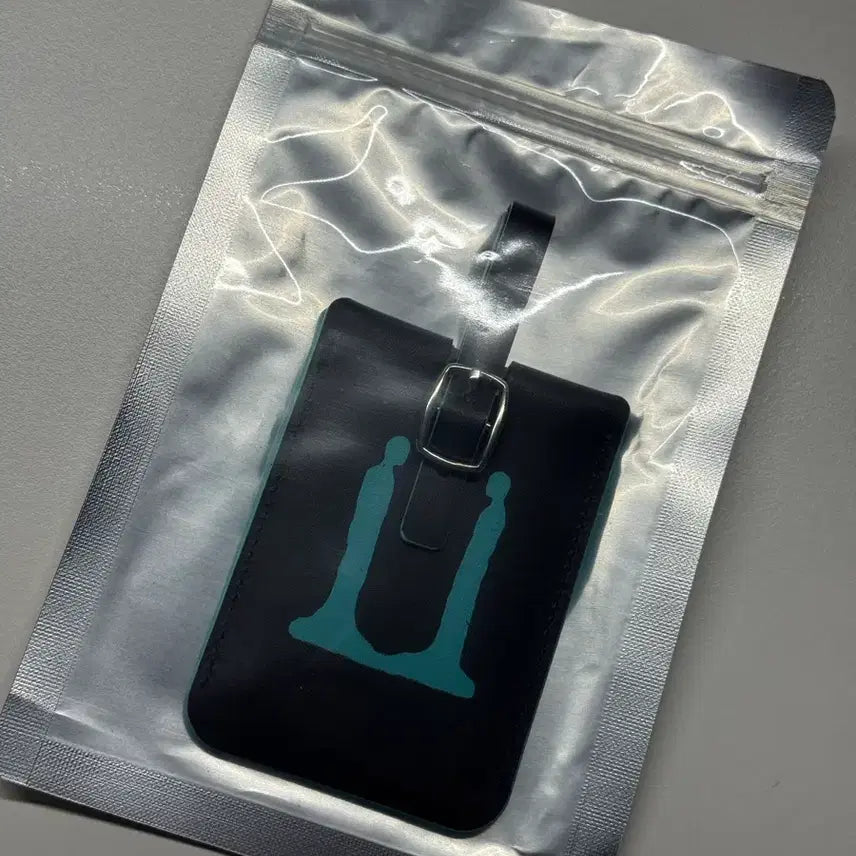 [BUNJANG] G-Dragon Weverse Mansions Luggage Tag / 판매) 지드래곤 위버맨쉬 러기지택