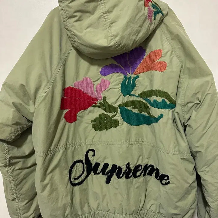 [BUNJANG] Supreme Needlepoint Hooded Jacket Olive 23FW / 슈프림 니들포인트 후드 자켓 올리브 - 23FW