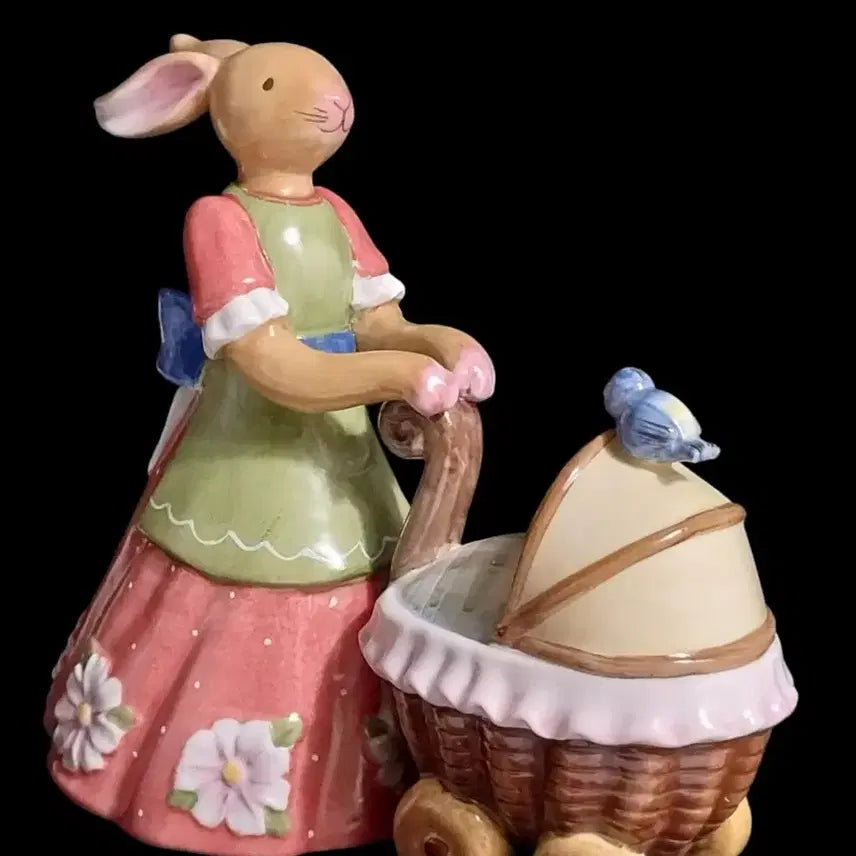 [BUNJANG] Villero y Boch Figurine - Rabbit with Cradle / 독일 빌레로이앤보흐 피겨린