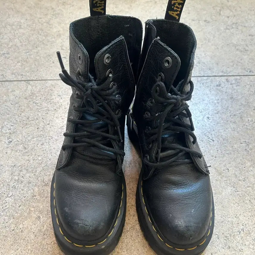 [BUNJANG] Dr. Martens Jadon 8-Eyelet Boots Black Leather UK 4 / 닥터마틴 제이든 8홀 블랙 UK4 230