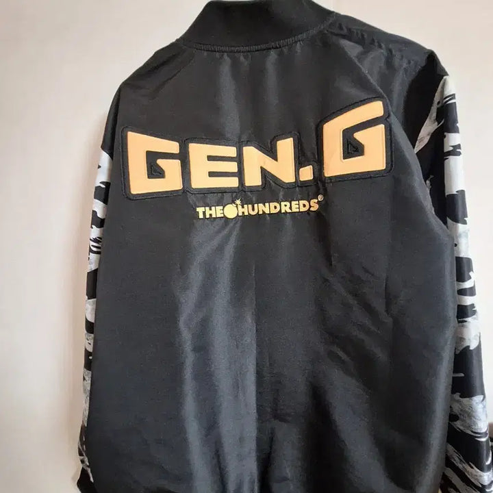 [BUNJANG] LCK 2023 Worlds Gen.G Uniform Jacket (M) / lck롤 2023월즈 젠지 유니폼 자켓 M사이즈 팝니다.   티원