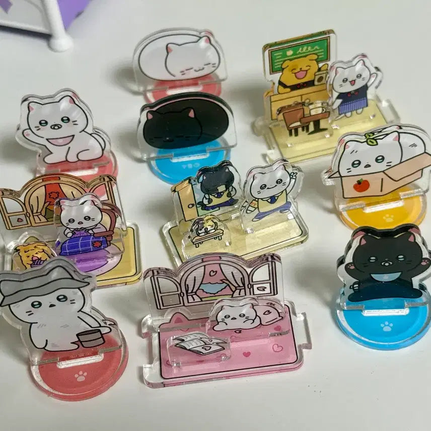 [BUNJANG] Nyahhan Namja Chunbae Acrylic Stand Bundle Set / 냐한남자 춘배 아크릴 스탠드 10개 일괄