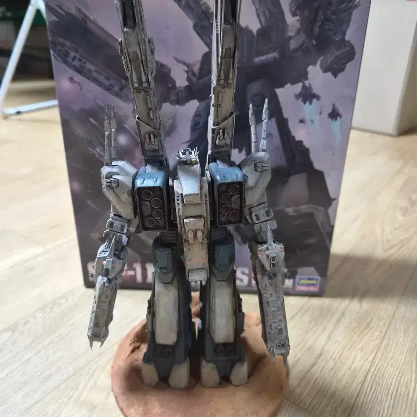 [BUNJANG] Macross SDF-1 MOVIE Edition Painted Model Kit / SDF-1 마크로스 MOVIE Edition 도색완성품