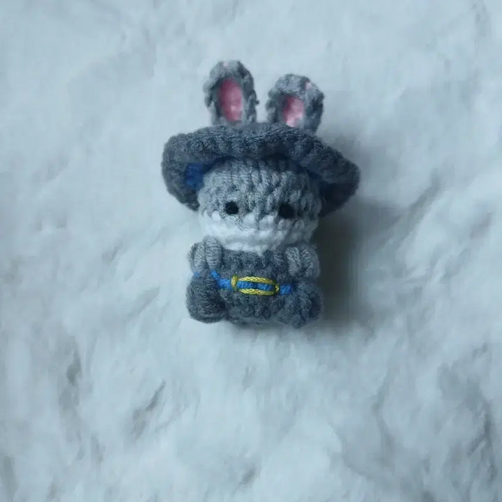 [BUNJANG] Zootopia Judy Knitted Amigurumi / 주토피아 주디 뜨개