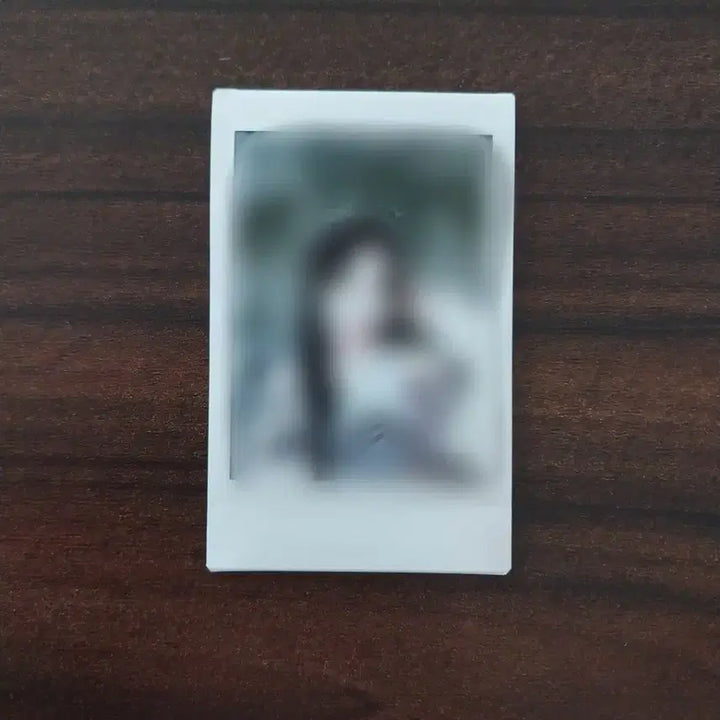 [BUNJANG] LOOSSEMBLE Go Won Signed Polaroid / 루셈블 고원 싸인 폴라로이드