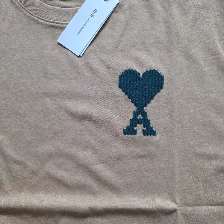 [BUNJANG] AMI Heart Logo Short Sleeve T-Shirt Beige XL / 아미 하트 로고 반팔 티셔츠 베이지 XL