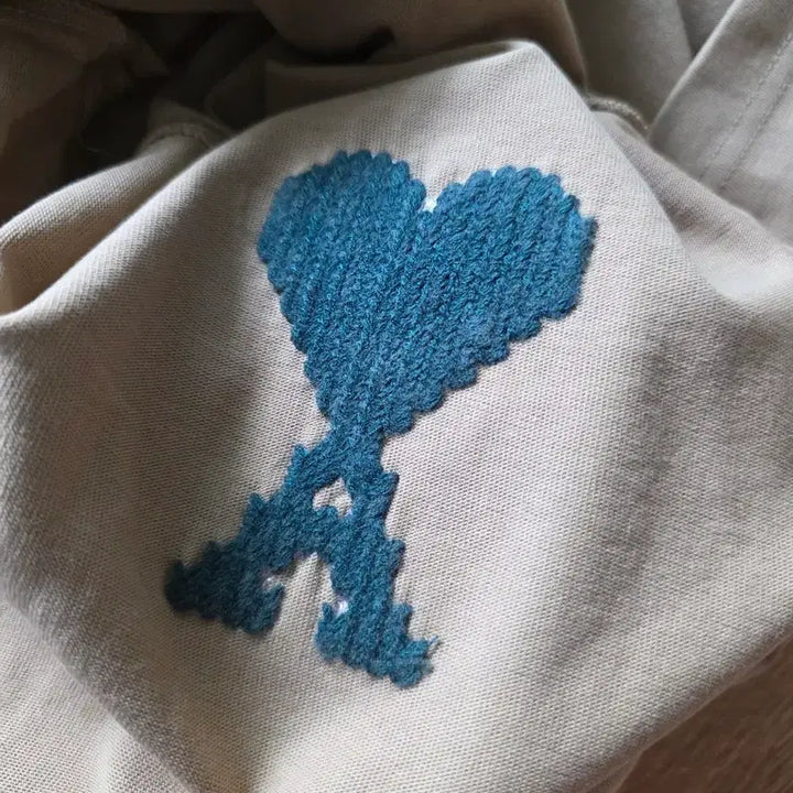 [BUNJANG] AMI Heart Logo Short Sleeve T-Shirt Beige XL / 아미 하트 로고 반팔 티셔츠 베이지 XL