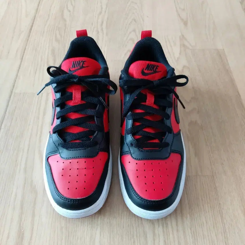 [BUNJANG] Nike Court Borough Low SE 240 Black/Red Sneakers / 나이키 코트 버로우 로우 240 블랙/레드