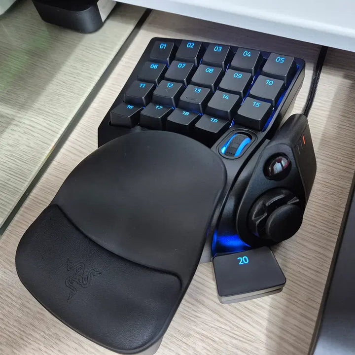 [SOLD OUT] Razer Tartarus Pro/레이저 타르타로스 Pro 한손키보드