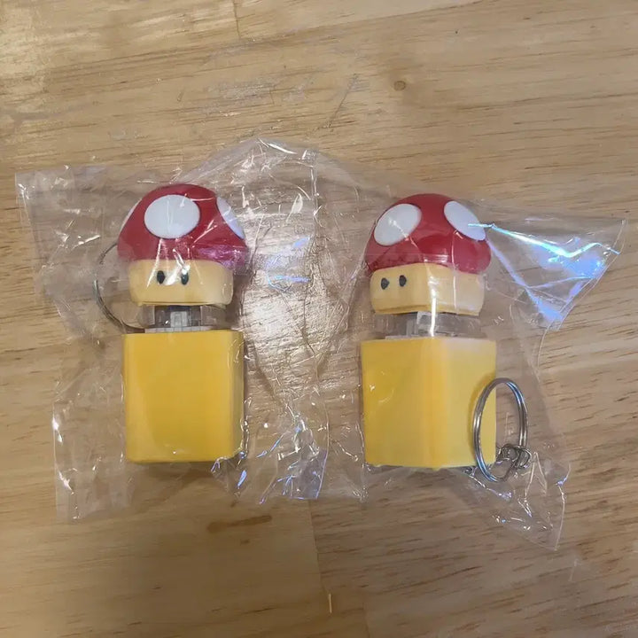 [BUNJANG] Super Mario Mushroom Sound and Light Up Clicker Keychain / 슈퍼마리오 버섯 LED불빛+ 소리나는 딸깍이 키링
