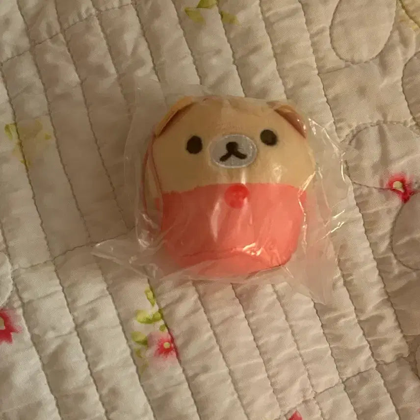 [BUNJANG] Rilakkuma Cupcake Gachapon Charm (Unsealed) / 코리락쿠마 가챠 키링 (컵케이크)