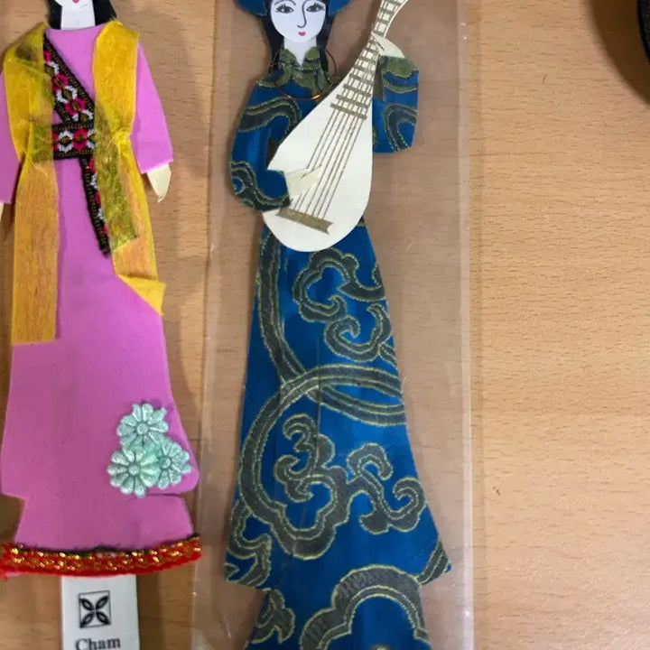 [BUNJANG] Vietnamese Traditional Ao Dai Doll 7-Piece Set / 베트남 전통 인형 아오자이 7종 세트