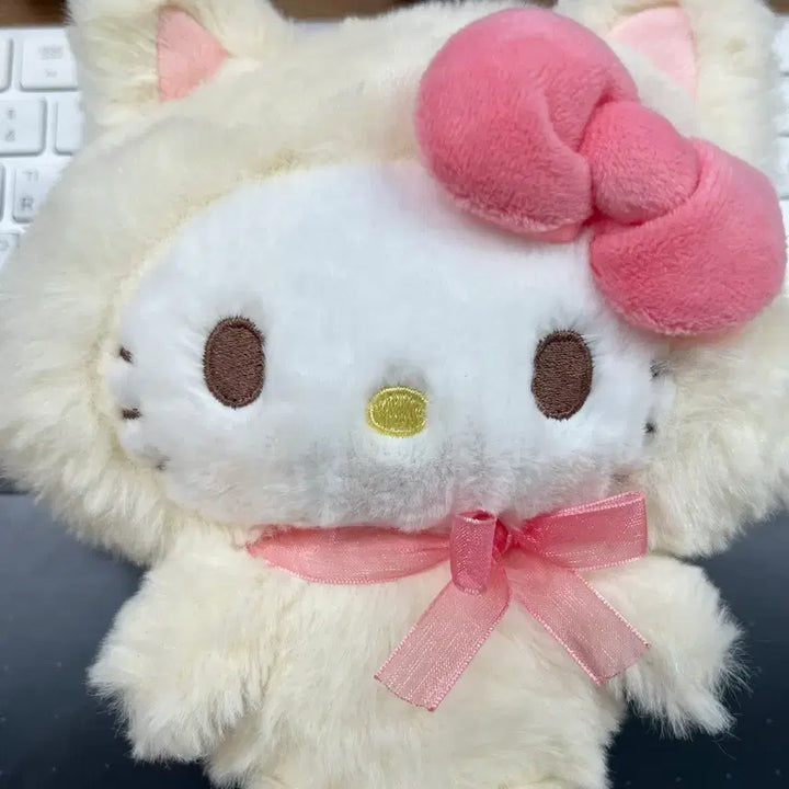 [BUNJANG] Sanrio Nakajima Fuwakuta Pastel Nyanko Kitty Plush / 산리오 나카지마 후와쿠타 파스텔 냥코 키티 누이