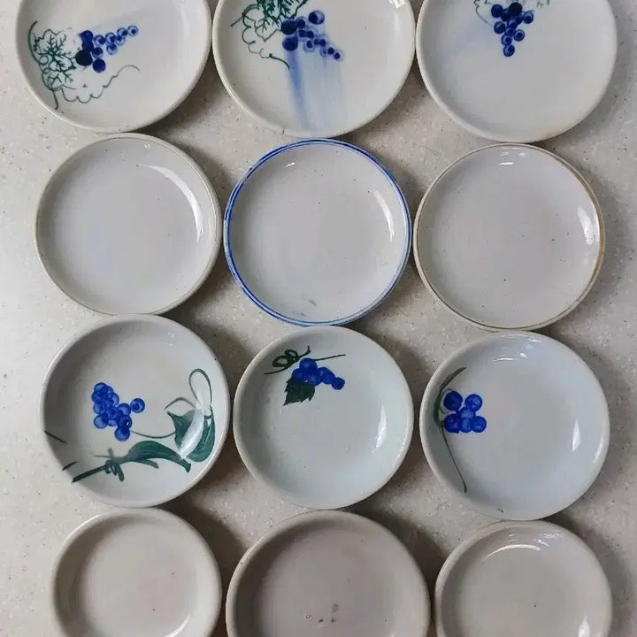 [BUNJANG] Vintage Porcelain Plate Set (12 Pieces) / 근대사 수집품 빈티지  왜사기 접시 12개