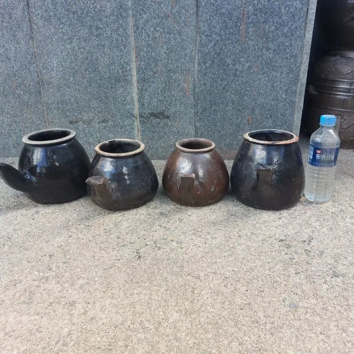 [BUNJANG] Vintage Onggi Medicinal Herb Pot (Set of 4) / 옛날 옹기 약탕기. 약단지 - 민속품. 소품용. 근대사