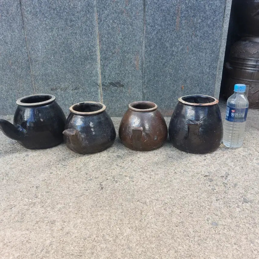 [BUNJANG] Vintage Onggi Medicinal Herb Pot (Set of 4) / 옛날 옹기 약탕기. 약단지 - 민속품. 소품용. 근대사