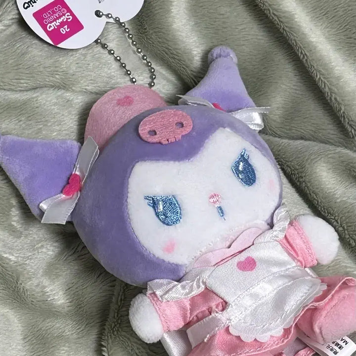 [BUNJANG] Sanrio Kuromi Maid Costume Keyring / 택0,새상품, 고리부분 하자있음) 일본 산리오 쿠로미 메이드 코스튬 키링