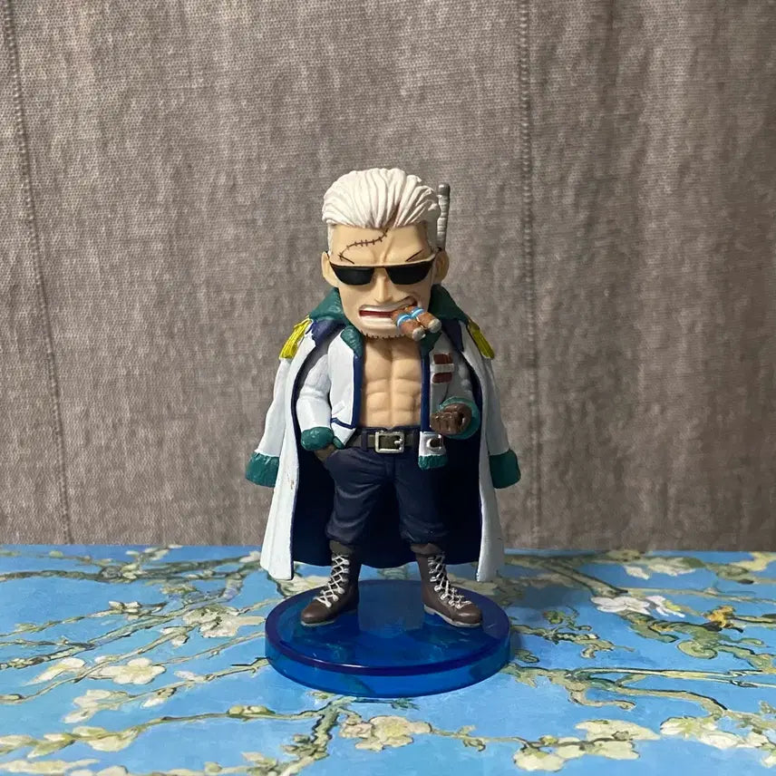 [BUNJANG] One Piece World Collectable Figure Vol. 35 Smoker / 원피스 해군월콜 [35탄 스모커] 월드 콜렉터블 피규어