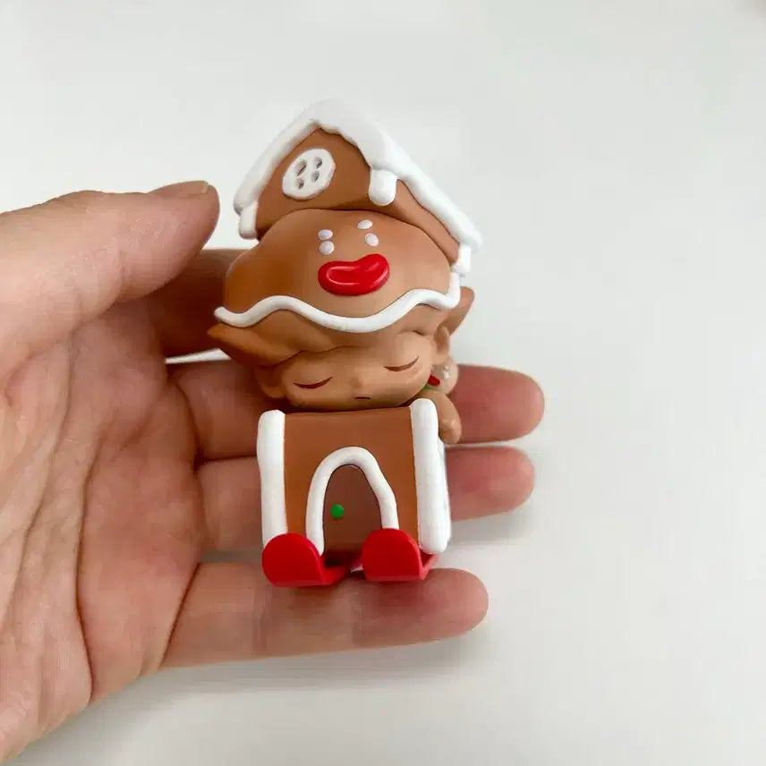 [BUNJANG] Pop Mart DIMOO Christmas Gingerbread House Figure (Opened) / 팝마트 디무 크리스마스 피규어(진저브레드 하우스)