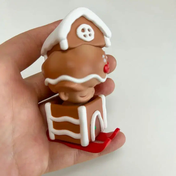 [BUNJANG] Pop Mart DIMOO Christmas Gingerbread House Figure (Opened) / 팝마트 디무 크리스마스 피규어(진저브레드 하우스)