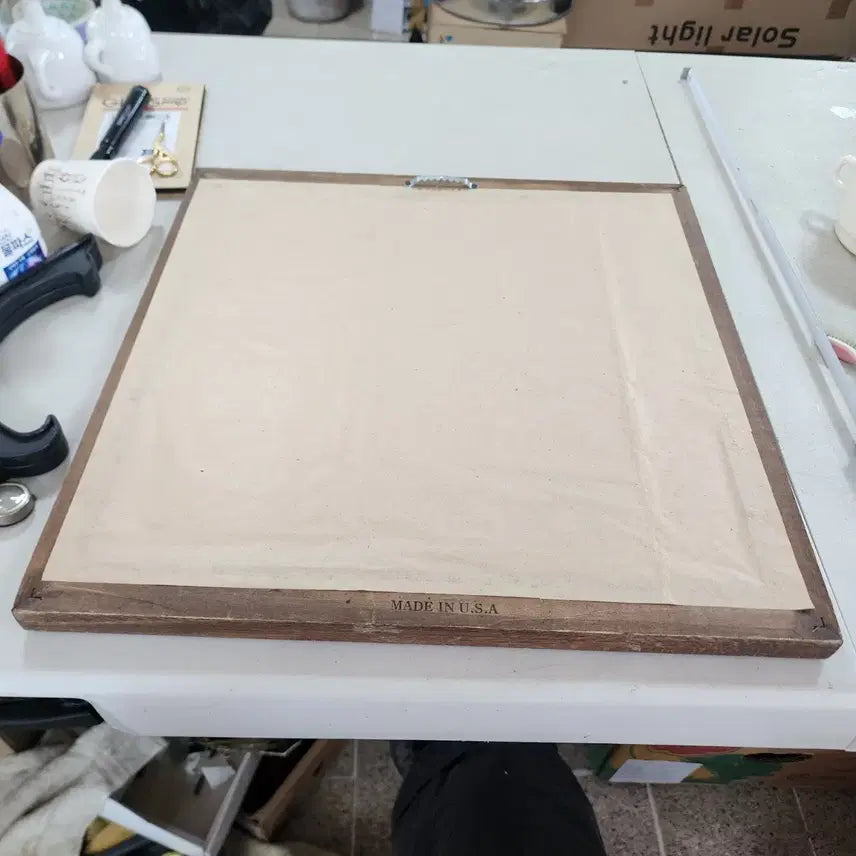 [BUNJANG] Wooden Framed Fabric Wall Art 42cm x 42cm / USA 나무액자 42cmX42cm 액자 속에 천이 들어가 있어요