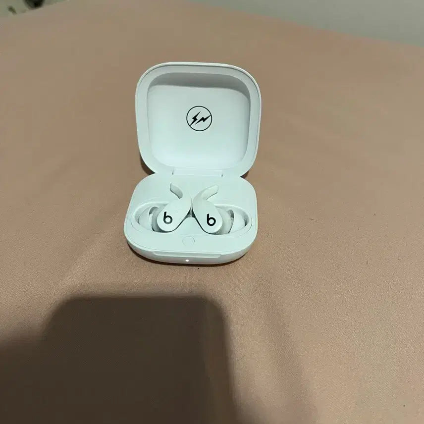 [BUNJANG] Beats x Fragment Design Fit Pro Special Edition Full Box / [풀박스] 비츠 x 프라그먼트 디자인 핏 프로 스페셜 에디션