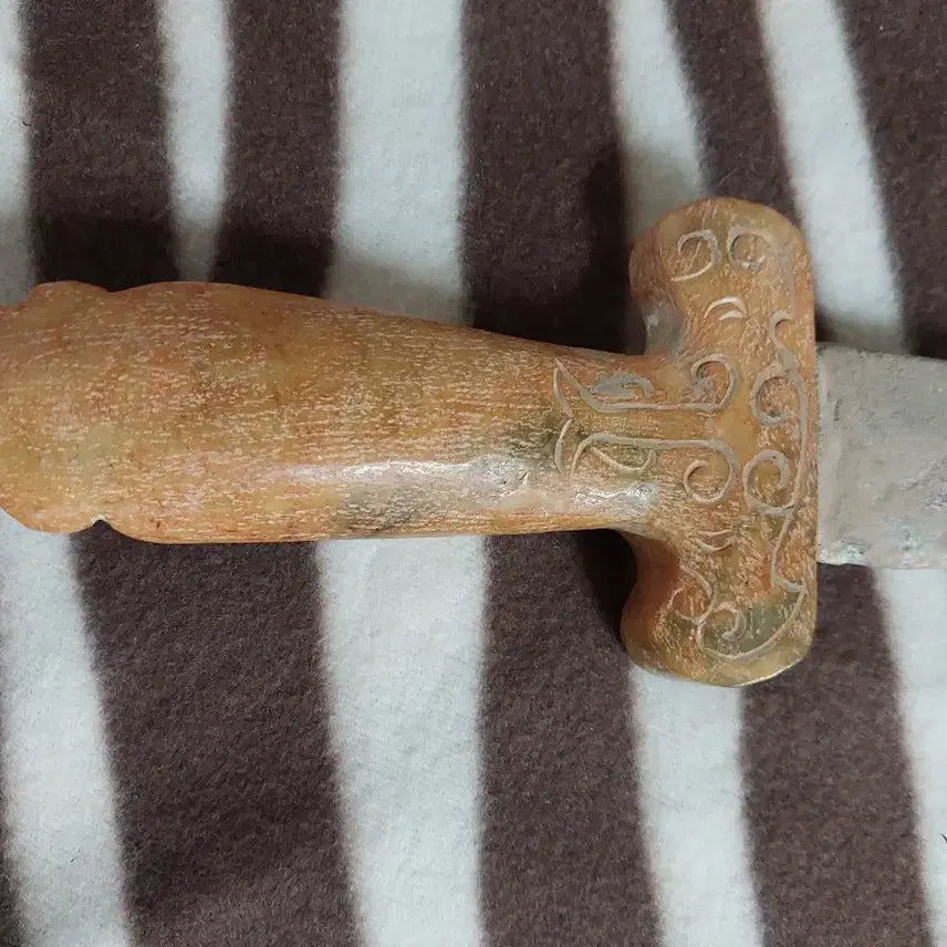 [BUNJANG] Ancient Bronze and Jade Ceremonial Dagger Prop / 고대 칼 장식용 소품  청동옥칼