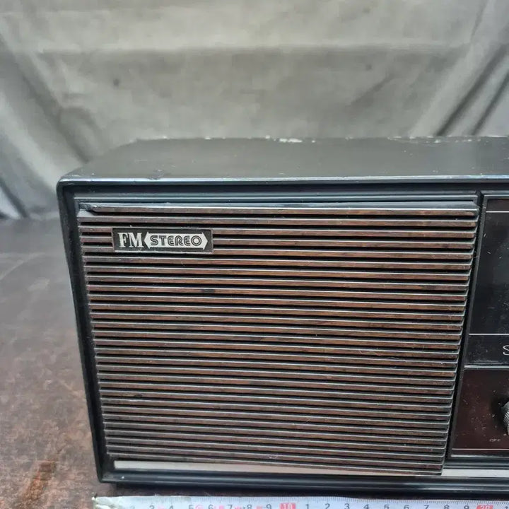 [BUNJANG] Goldstar FM Stereo Radio RS-1700 / 골드스타 FM 스테레오 라디오 AR-FM 라디오 RS 1700