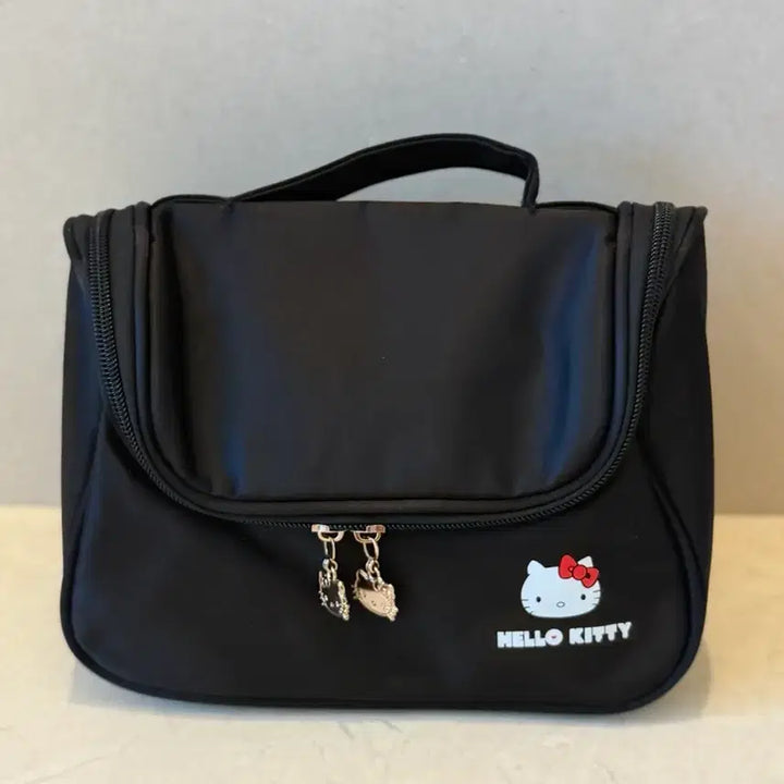 [BUNJANG] Hello Kitty Black Gold Trim Pouch / 헬로키티 블랙 금장 파우치 새상품