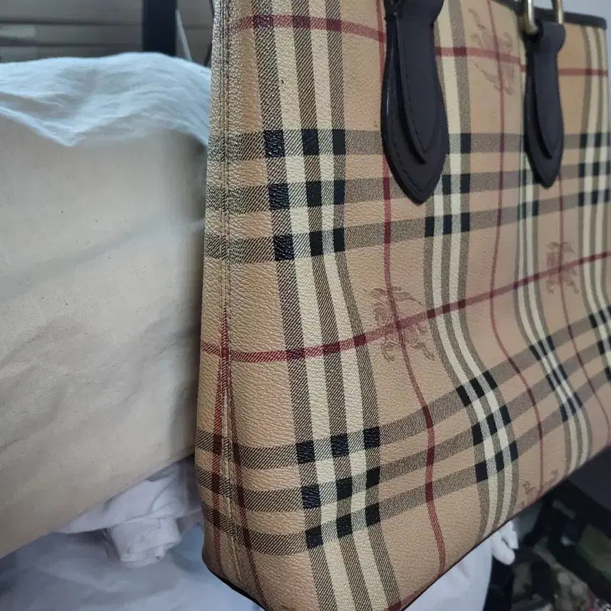 [SOLD OUT] 버버리 체크 토트백