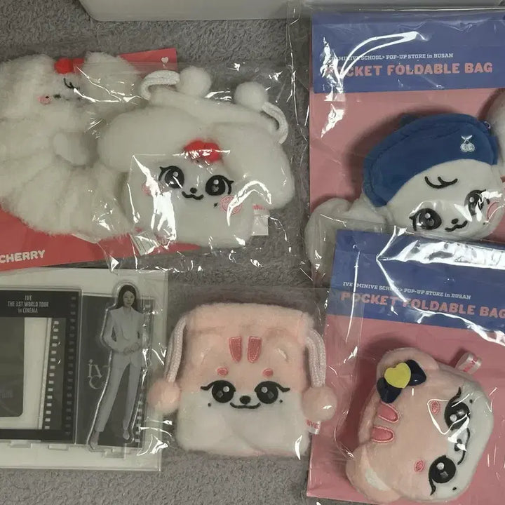 [BUNJANG] IVE Mini-ve Doll Cinema Goods / 아이브 미니브 인형 시네마 굿즈 단순 개봉 미개봉 판매 양도