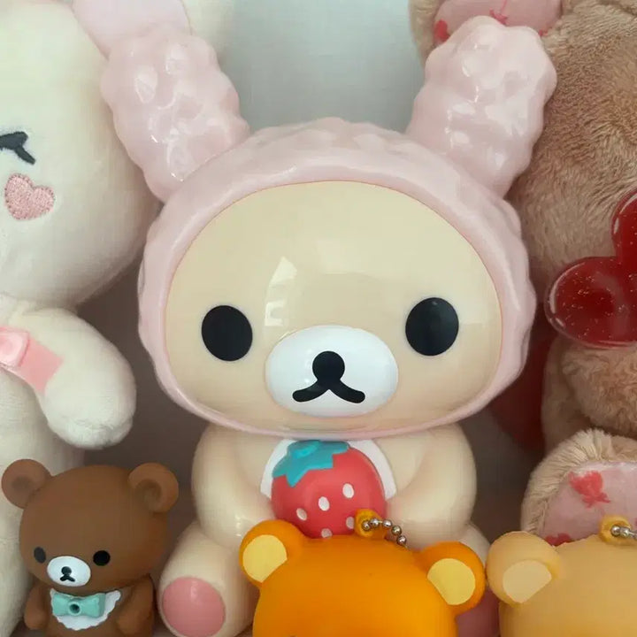 [SOLD OUT] 코리락쿠마우사기 저금통피규어