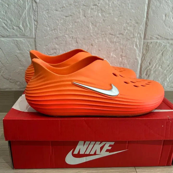 [BUNJANG] Nike React Rejuvenate Orange M8W9 / 새상품 250 나이키 리액트 리쥬버네이트 오렌지 m8w9