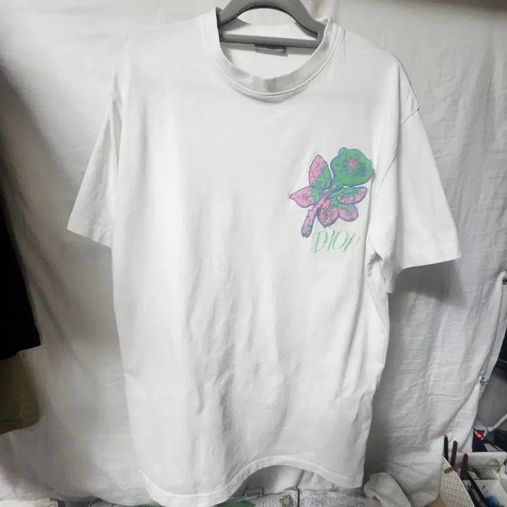 [SOLD OUT] 디올 반팔 티셔츠 핑크/그린 플라워 M