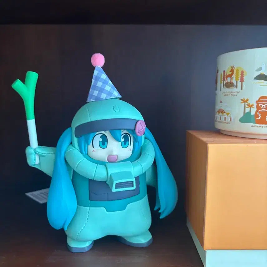 [BUNJANG] Vocaloid Zakku Miku Hatsune Miku Figure / 보컬로이드 자쿠 미쿠 팝니다 하츠네미쿠